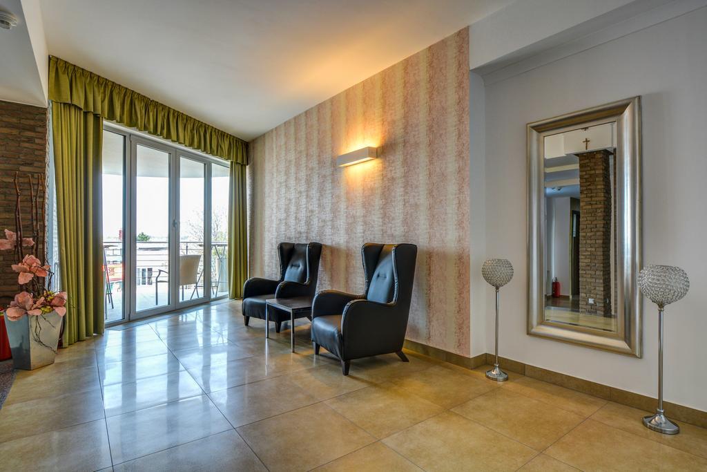 Hotel Samaria Šamorín Exteriör bild