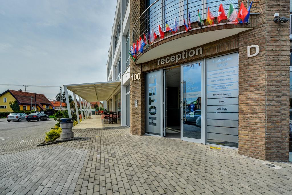 Hotel Samaria Šamorín Exteriör bild
